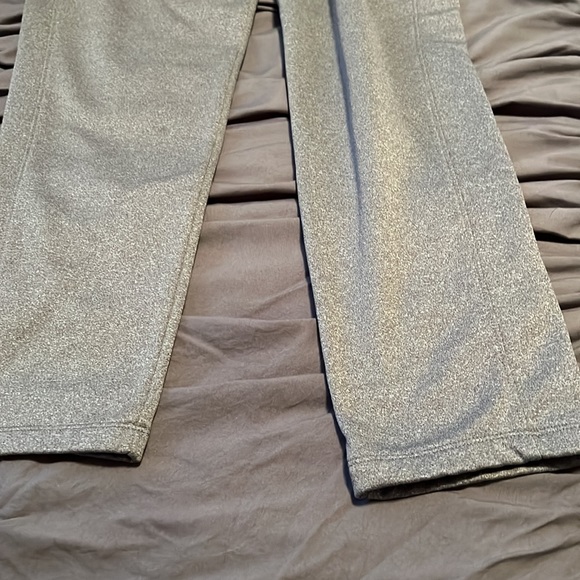 Under armor sweatpants - Picture 3 of 3